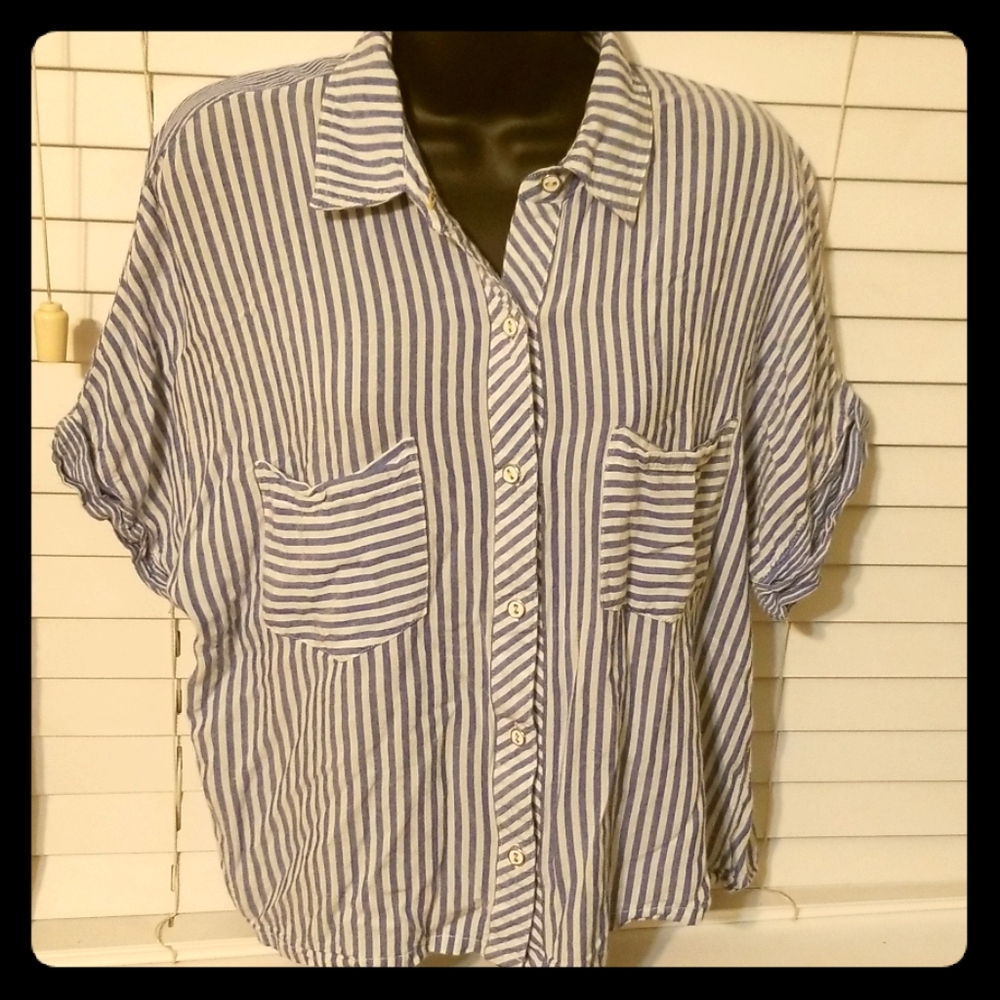 Socialite small size with blue and white stripes - Picture 1 of 3